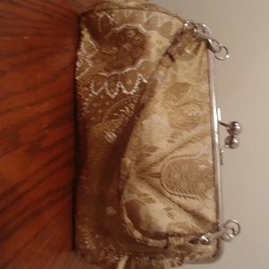 Gold brocade Jaclyn Smith evening clutch